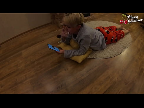 ❤️ Crazy Blonde aṅụ nnukwu dick na-aṅụ ma na-agba ya - mmekọahụ gbasara ike ❤❌  Mmekọahụ  ☑